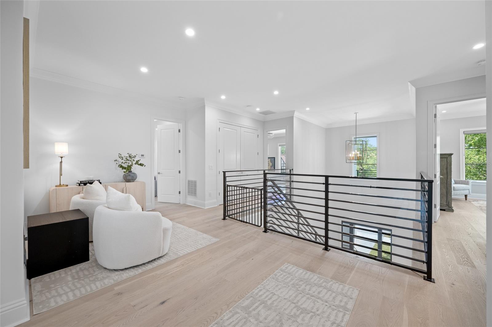 Image 42 of 100 For 2623 Parkview Street