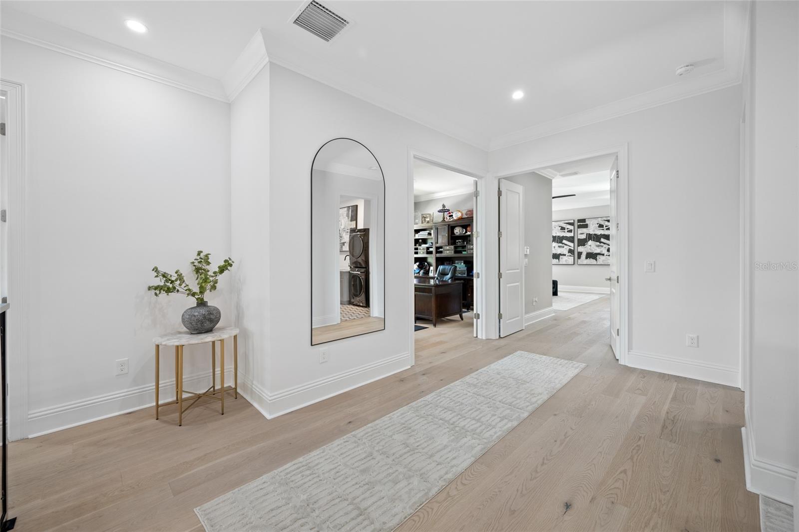 Image 44 of 100 For 2623 Parkview Street