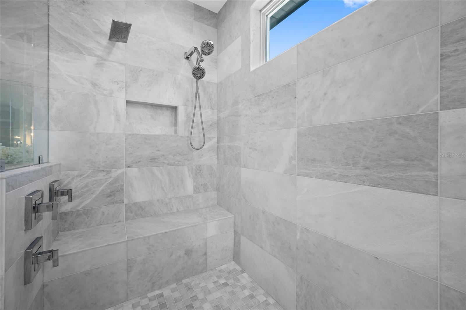 Image 55 of 100 For 2623 Parkview Street