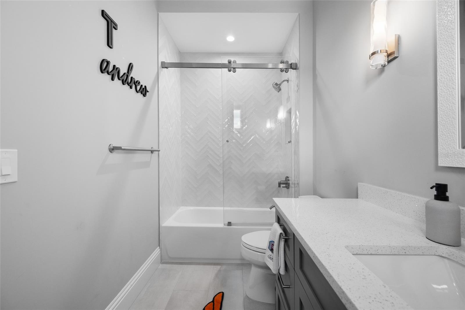 Image 77 of 100 For 2623 Parkview Street