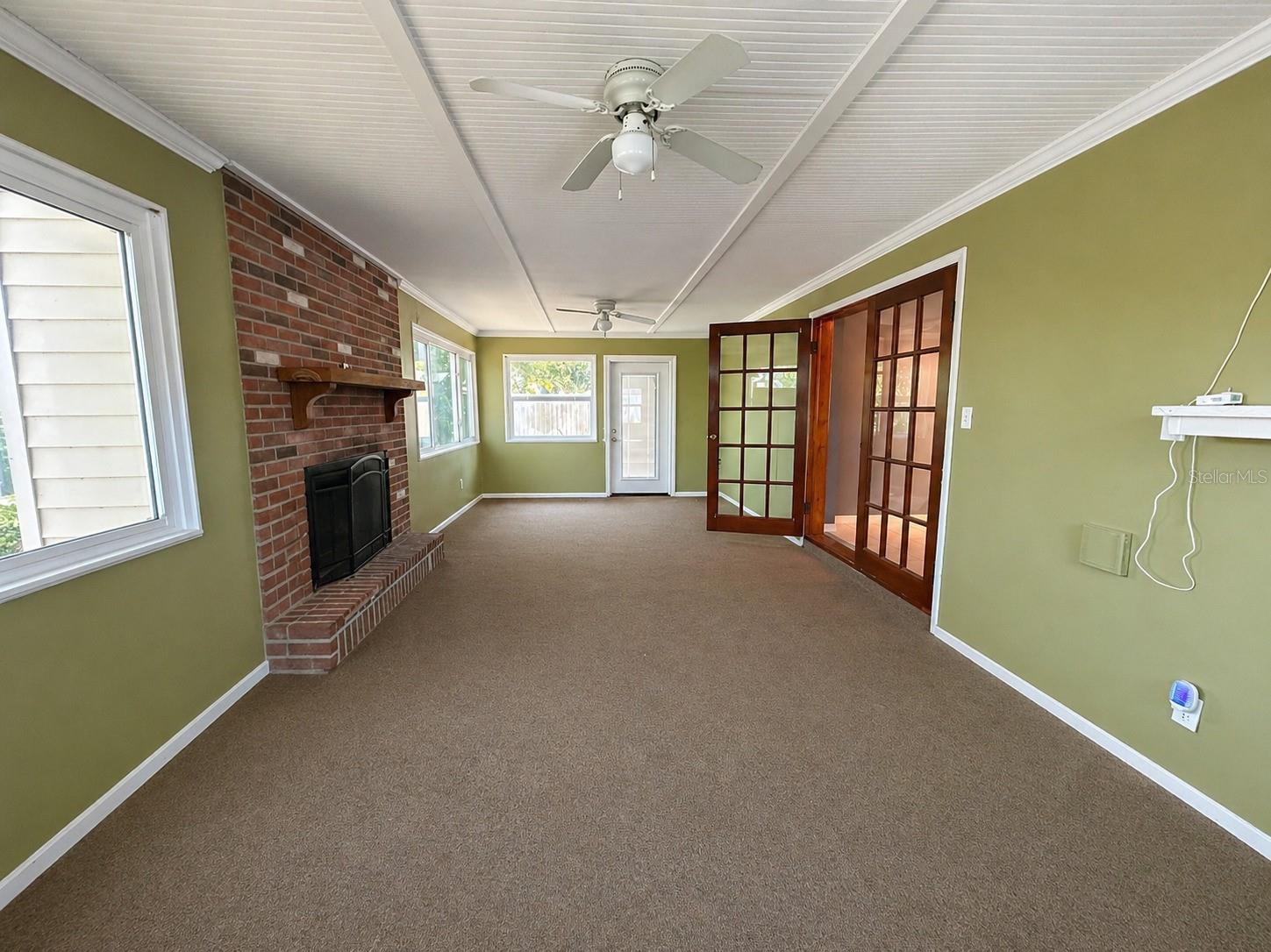 Image 3 of 14 For 14933 56th Street N