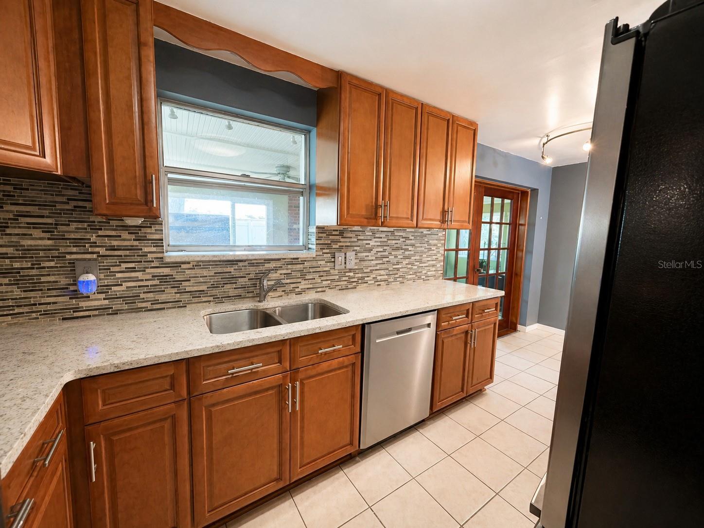 Image 7 of 14 For 14933 56th Street N