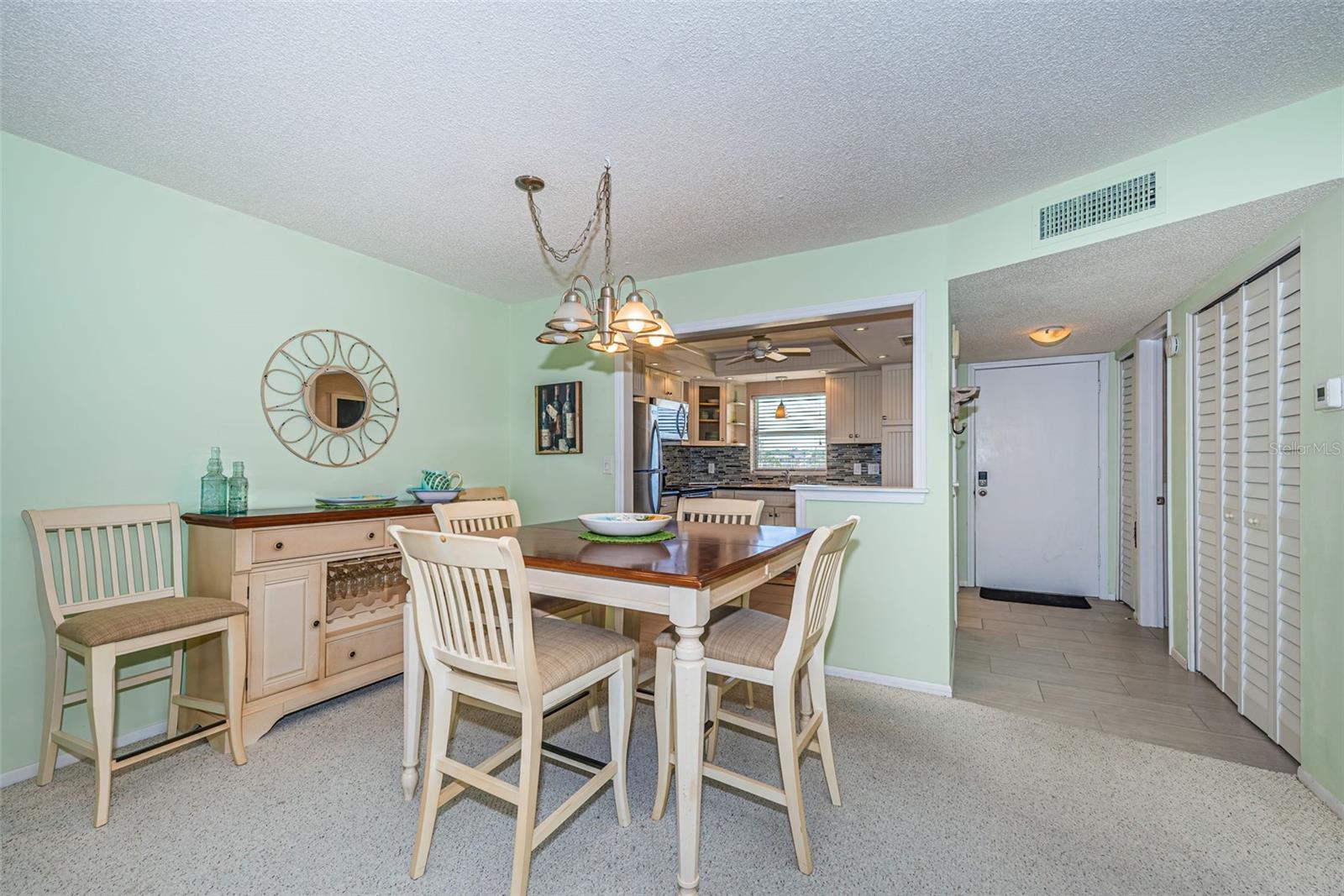 Image 13 of 65 For 4750 Cove Circle 304