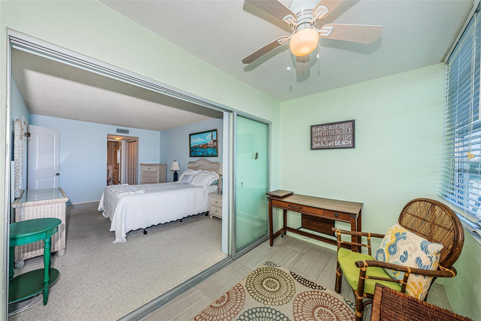 Image 30 of 65 For 4750 Cove Circle 304