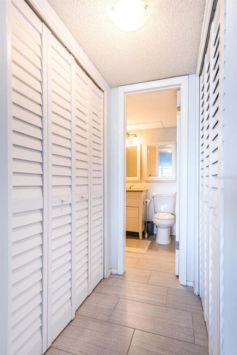 Image 33 of 65 For 4750 Cove Circle 304