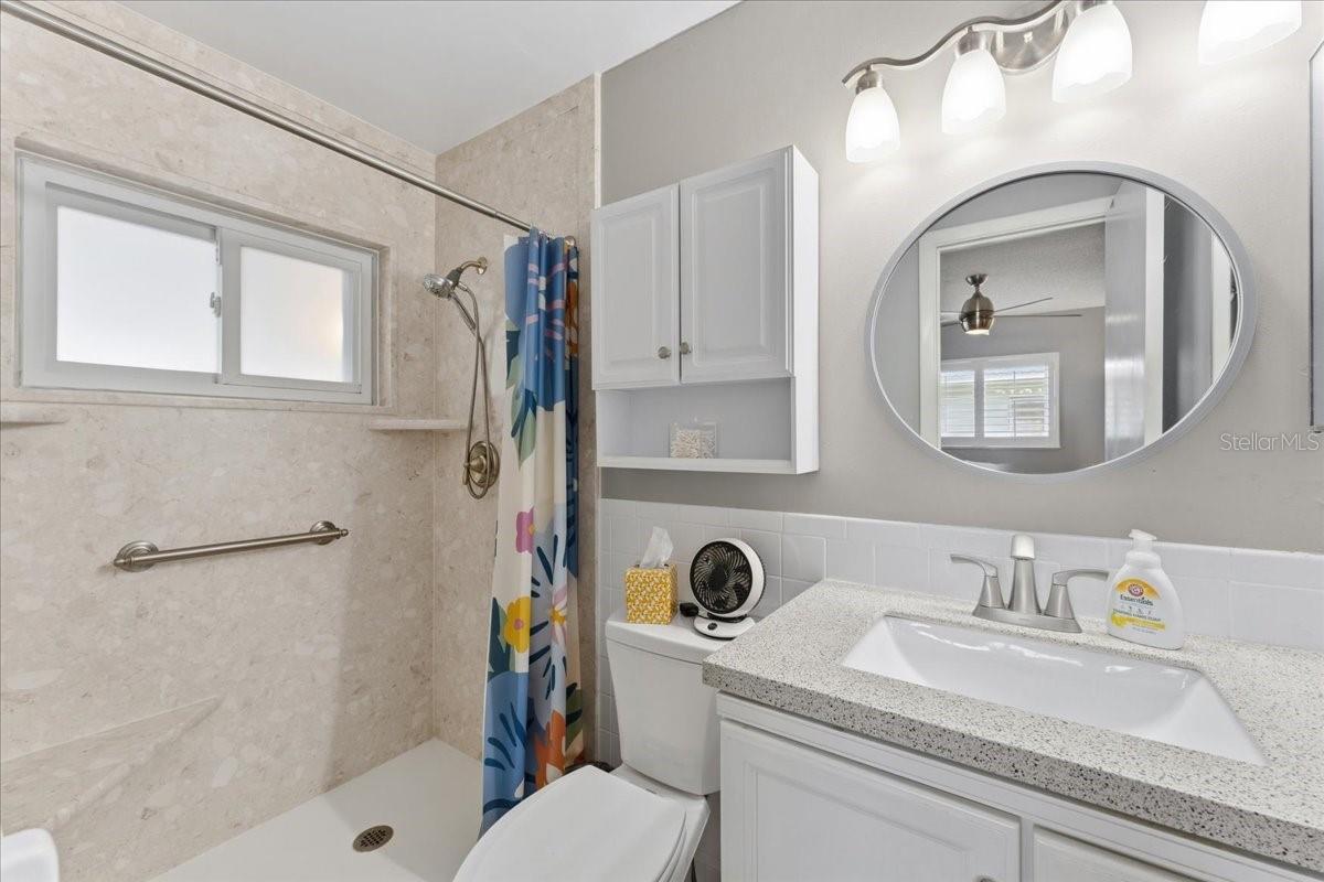 Image 28 of 50 For 9875 Mainlands Boulevard W