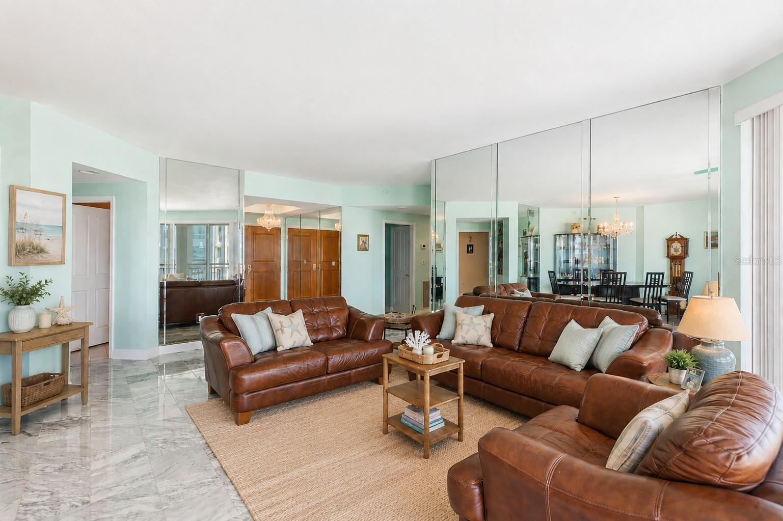 Image 10 of 63 For 1180 Gulf Boulevard 906