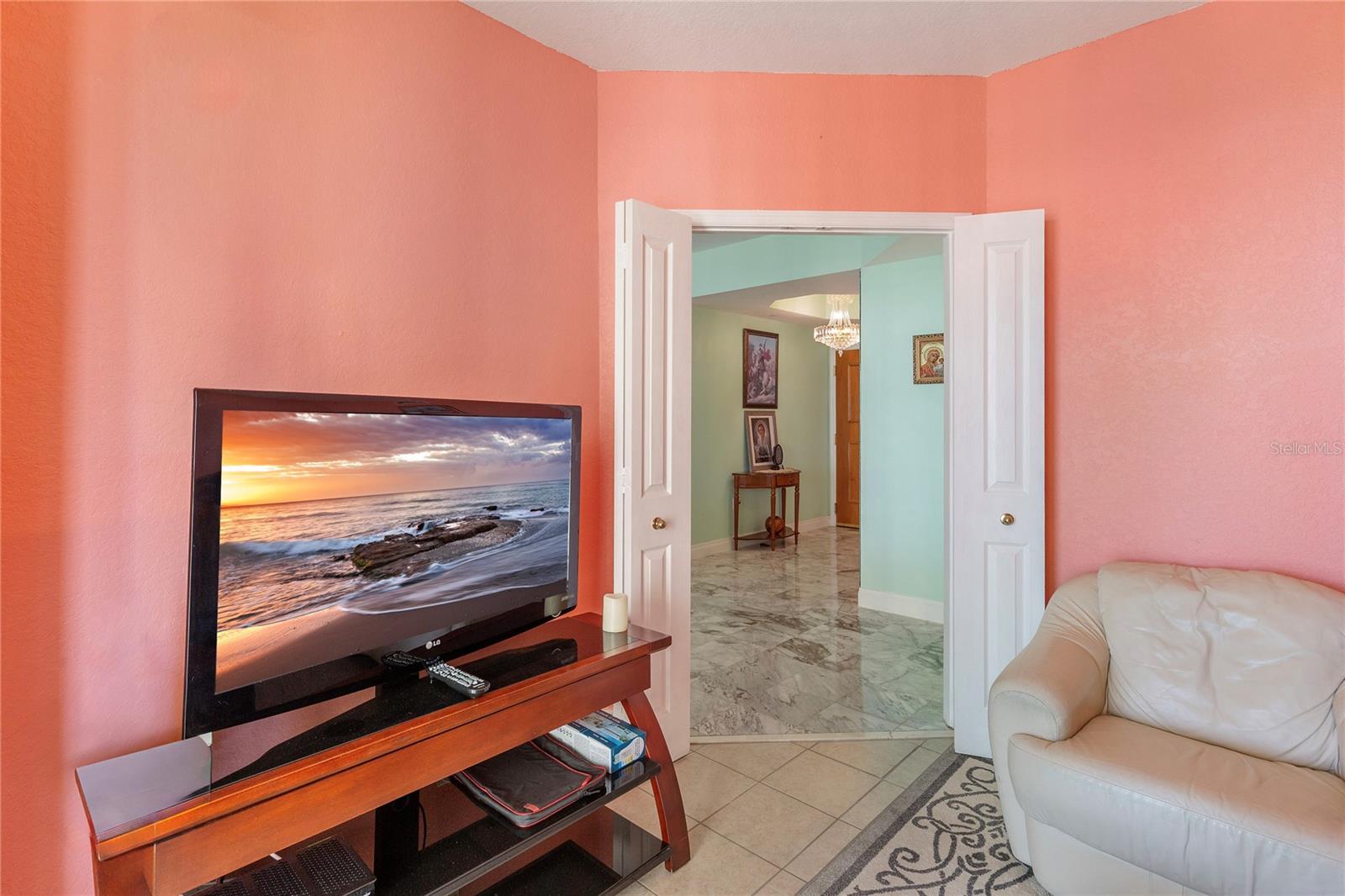 Image 16 of 63 For 1180 Gulf Boulevard 906