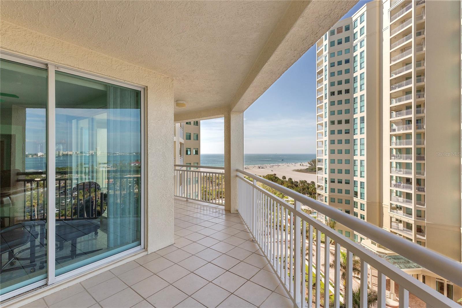 Image 45 of 63 For 1180 Gulf Boulevard 906
