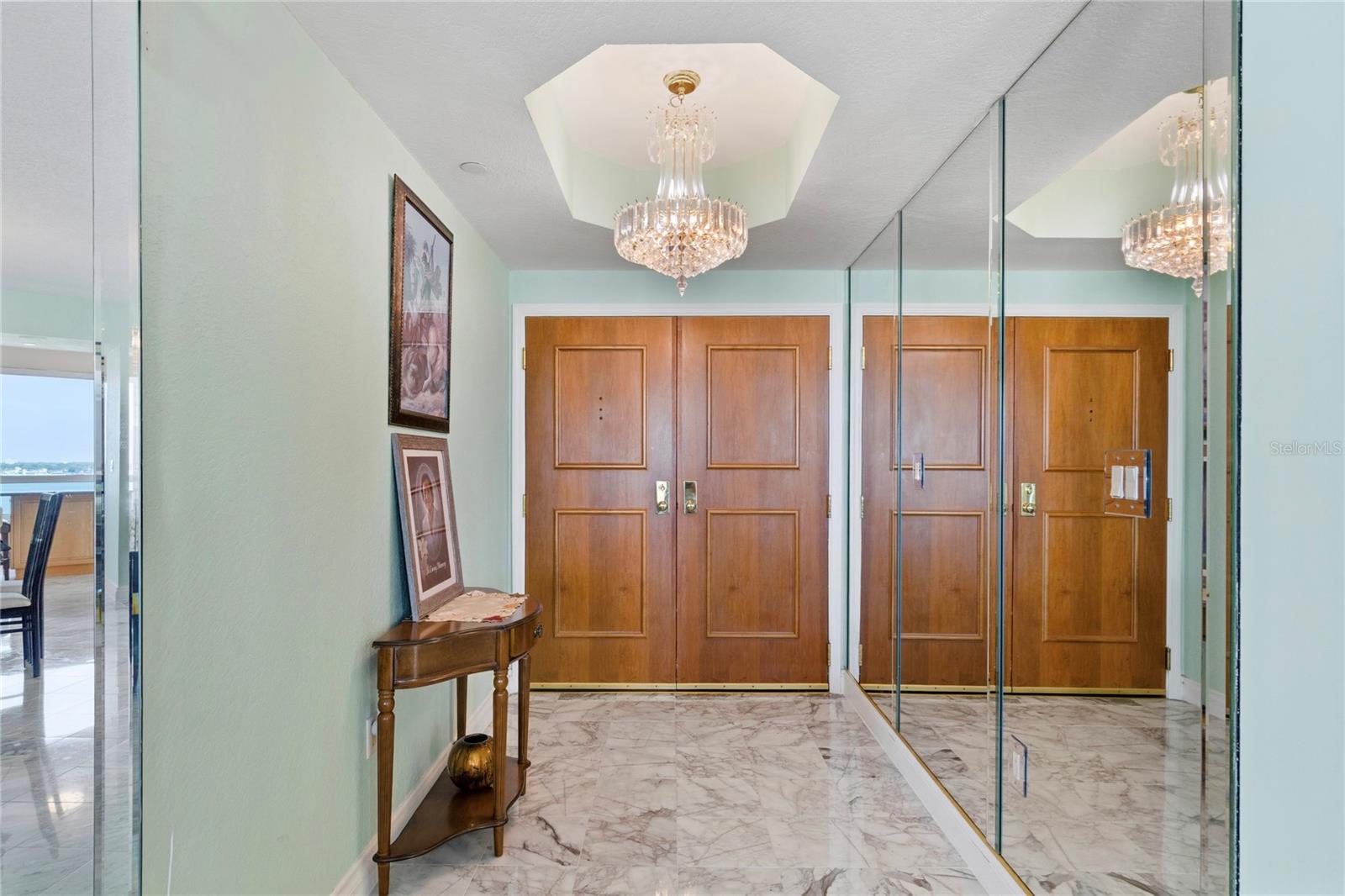 Image 5 of 63 For 1180 Gulf Boulevard 906