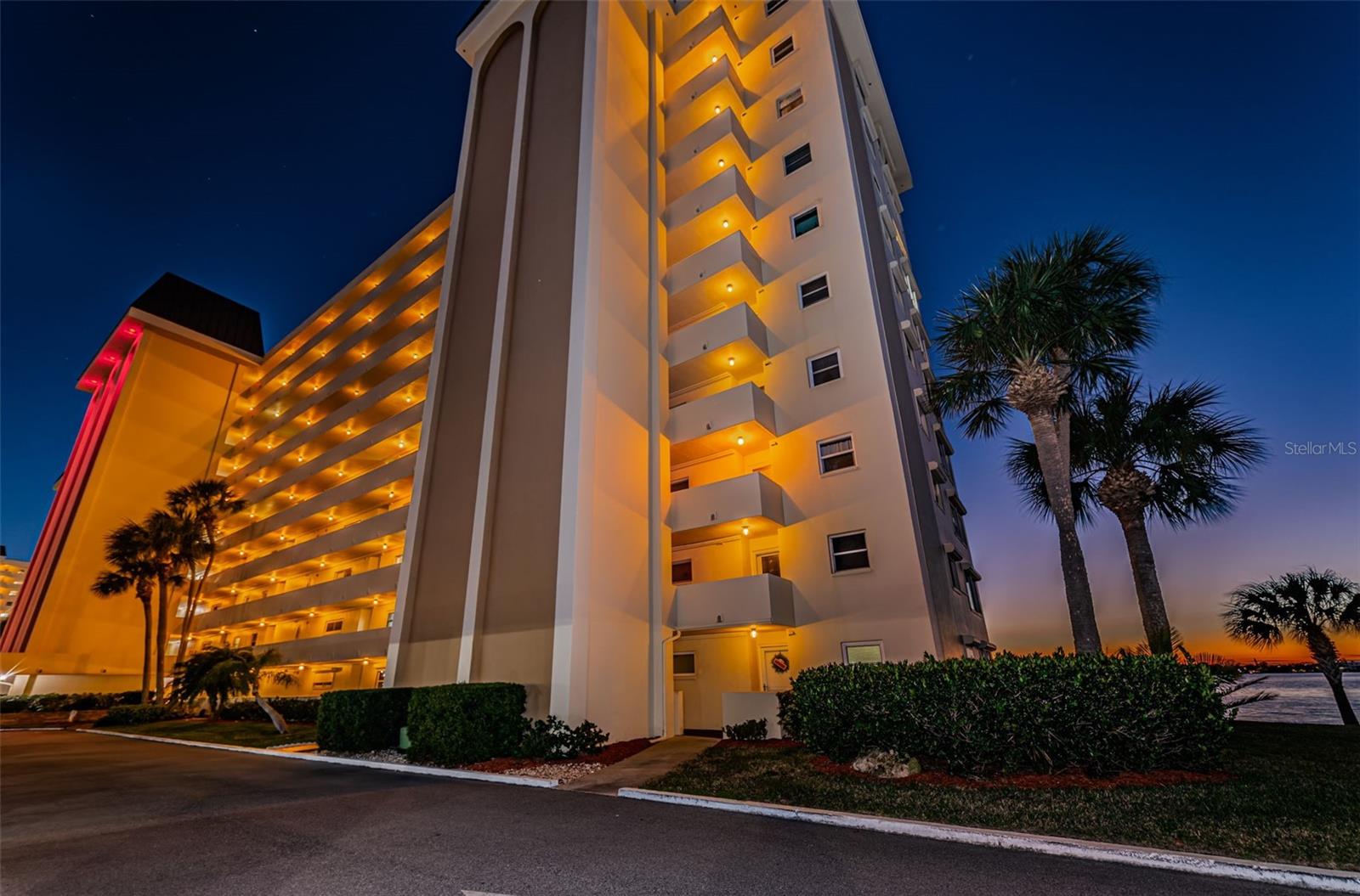 Details for 4750 Cove Circle 303, ST PETERSBURG, FL 33708