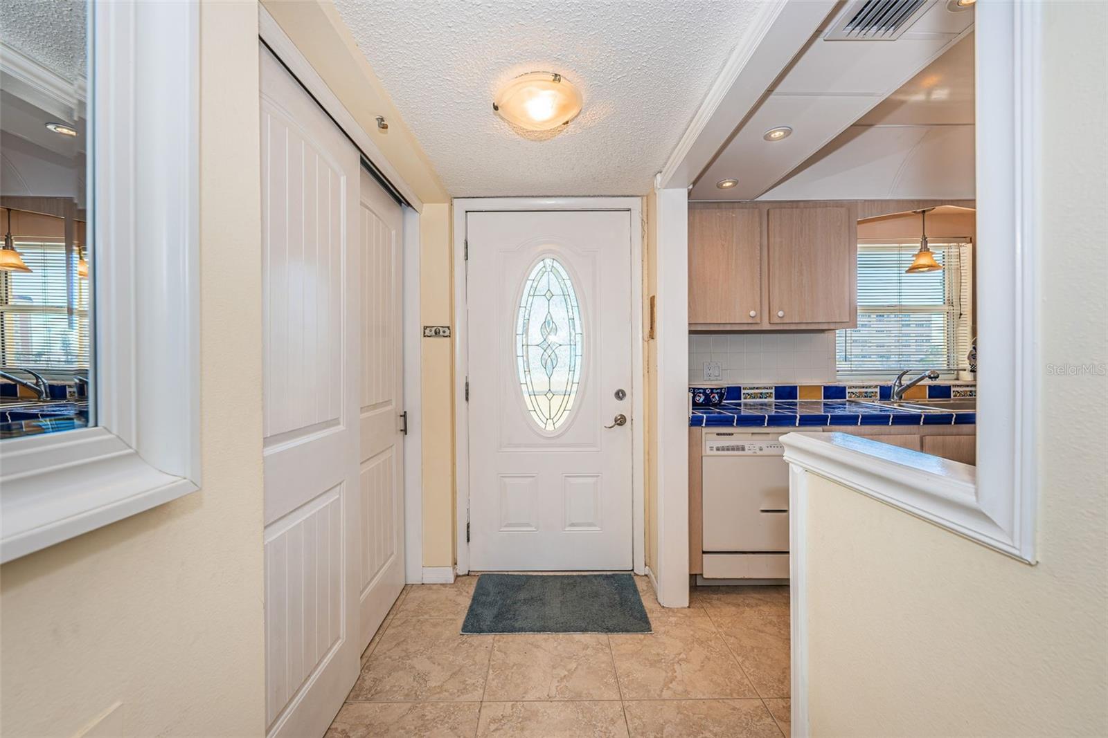 Image 6 of 64 For 4750 Cove Circle 303