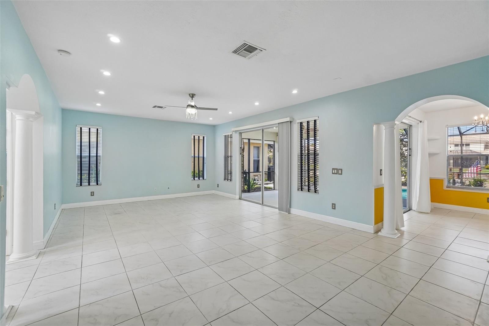 Image 13 of 66 For 18032 Malakai Isle Drive