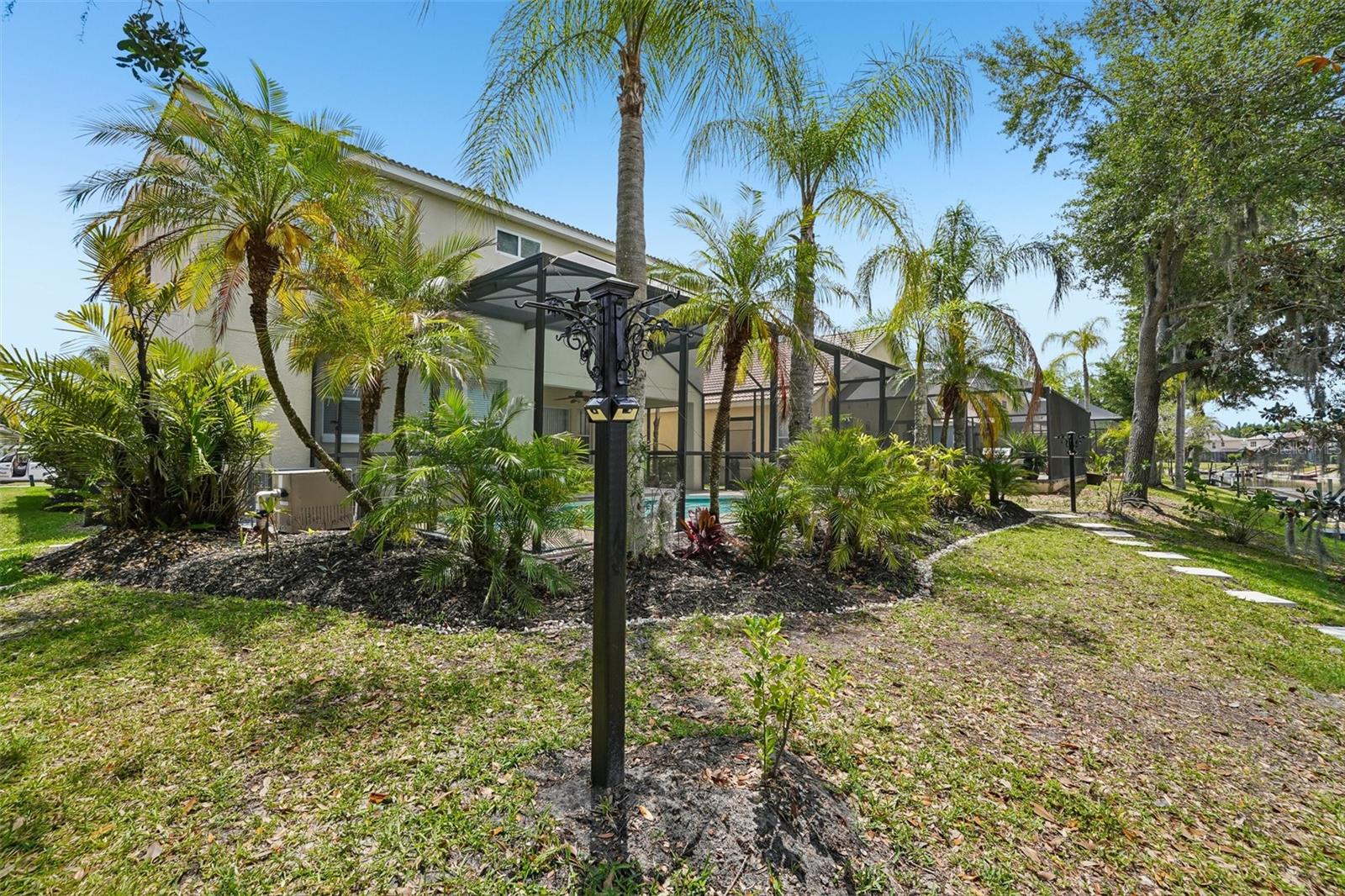 Image 42 of 66 For 18032 Malakai Isle Drive