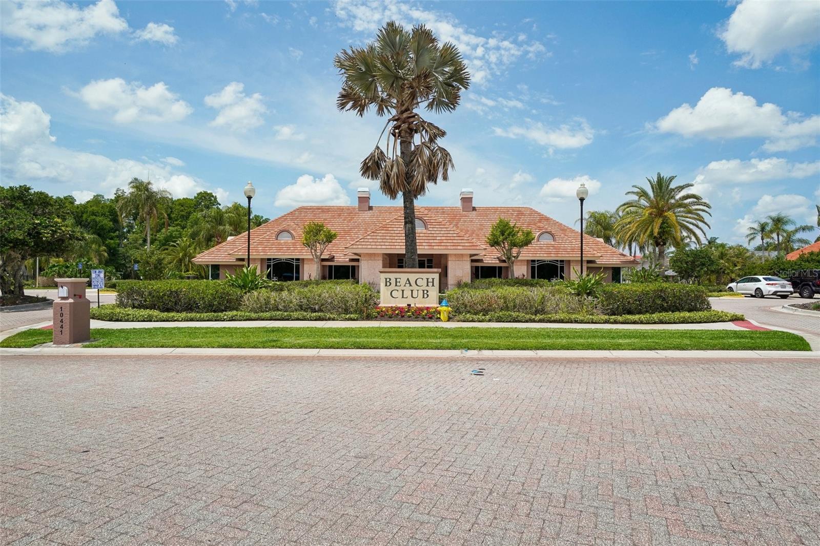 Image 48 of 66 For 18032 Malakai Isle Drive