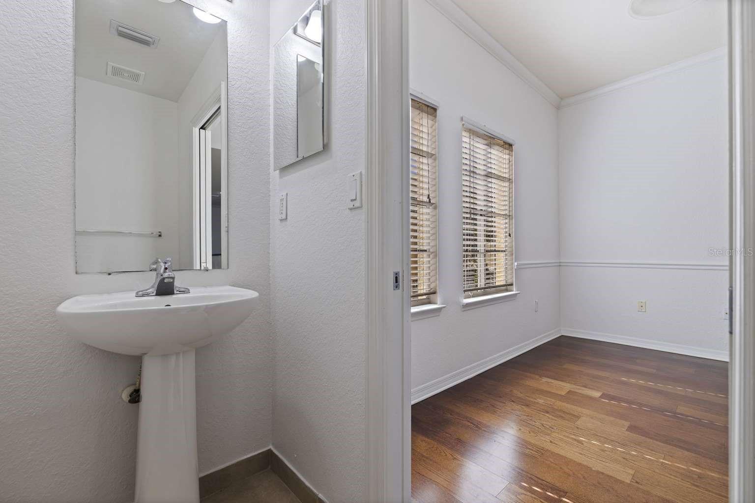Image 14 of 34 For 5252 Kennedy Boulevard