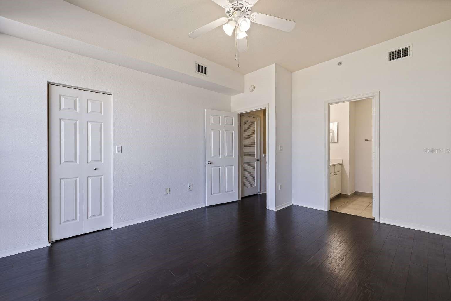 Image 20 of 34 For 5252 Kennedy Boulevard