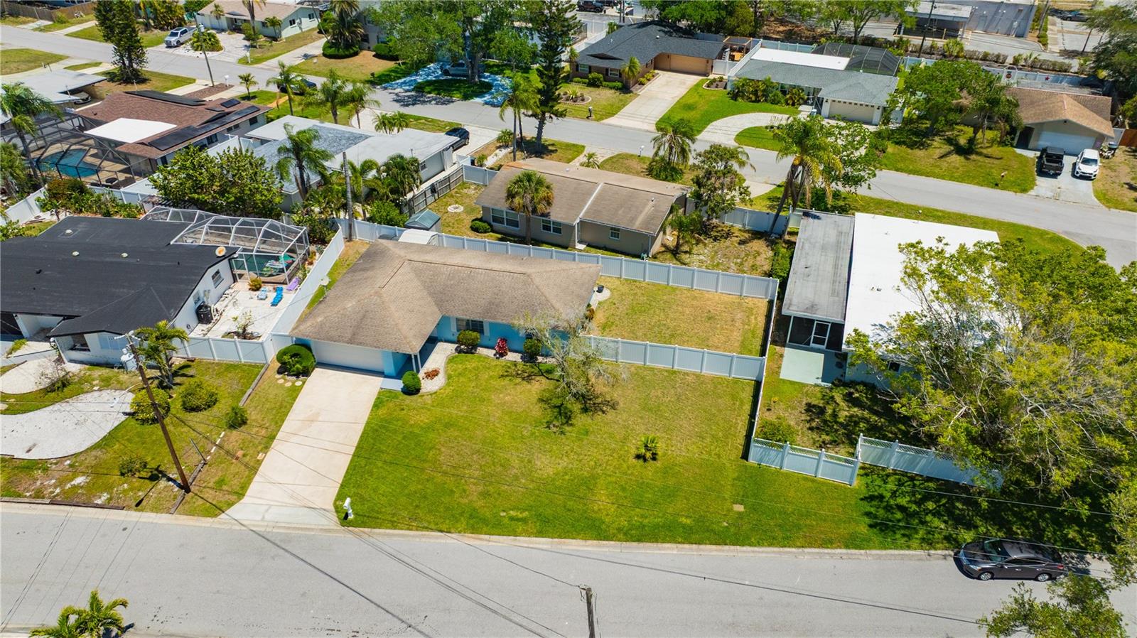 Image 51 of 59 For 2155 Edythe Dr