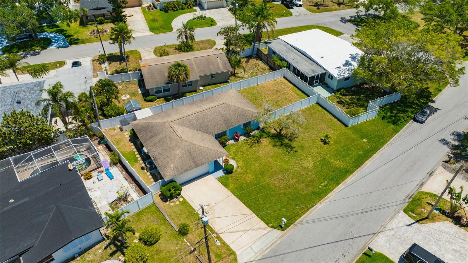 Image 52 of 59 For 2155 Edythe Dr