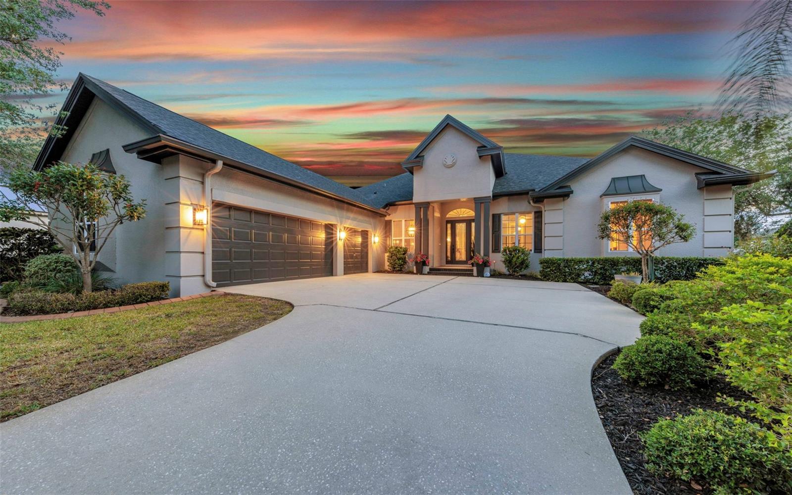 Listing photo id 0 for 3716 Janus Way