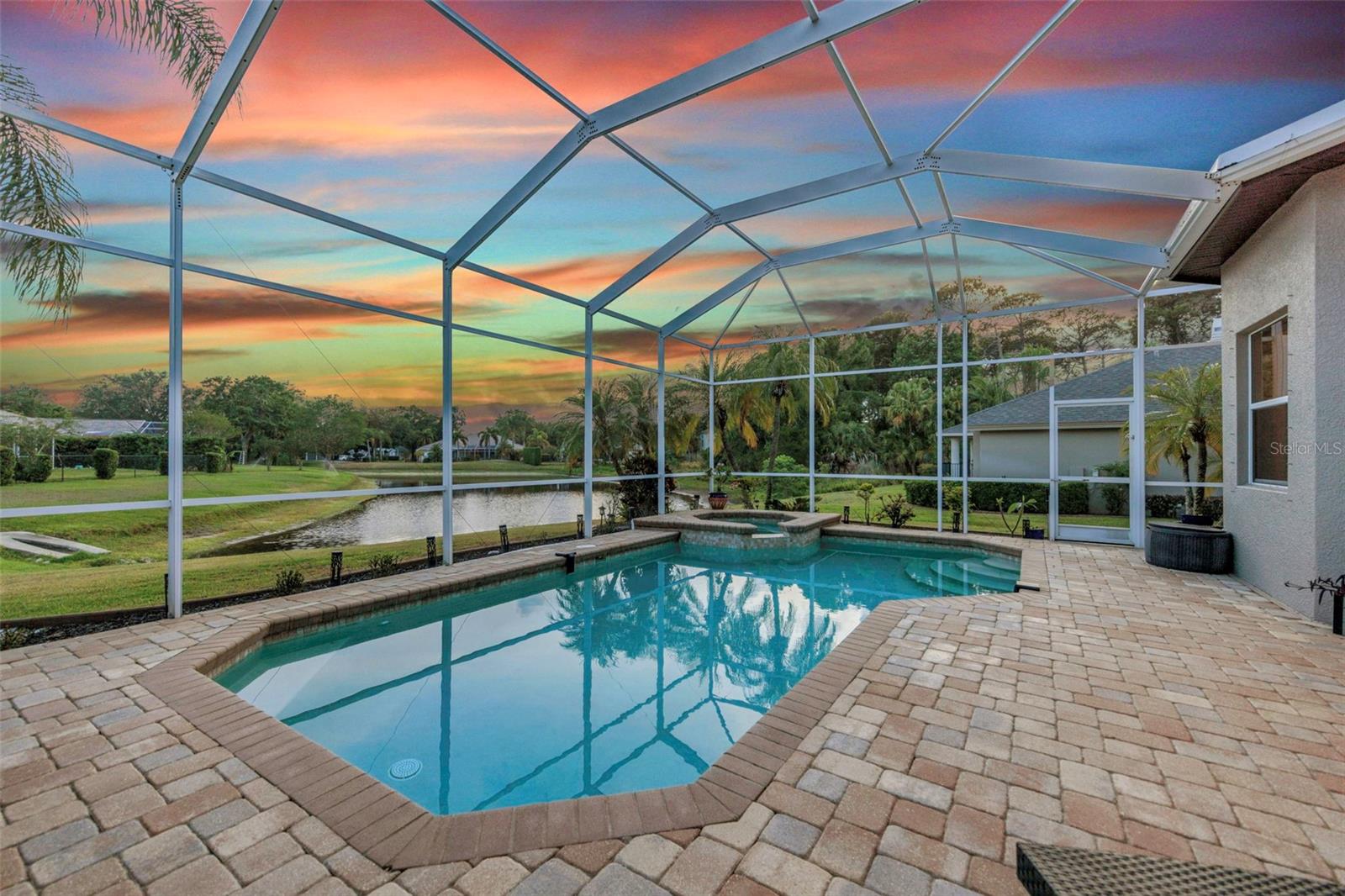 Listing photo id 1 for 3716 Janus Way