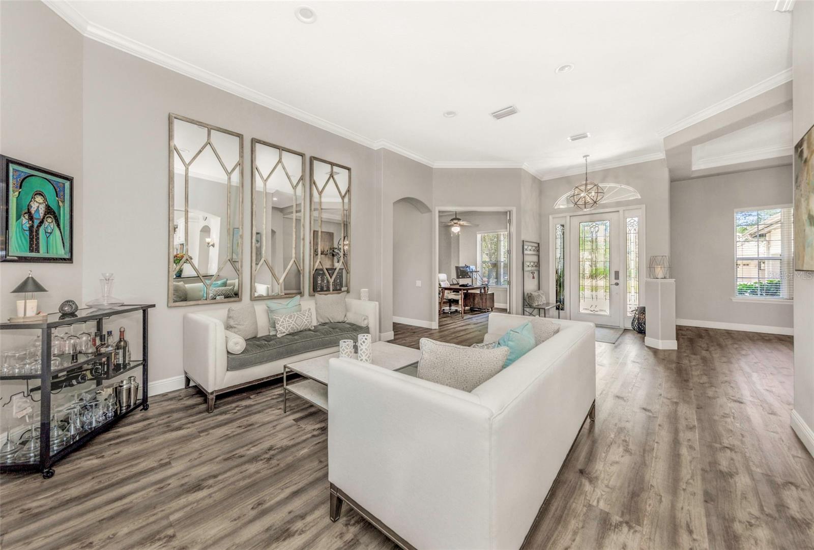Listing photo id 3 for 3716 Janus Way