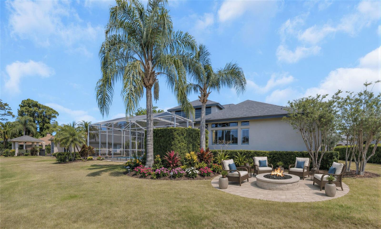 Listing photo id 51 for 3716 Janus Way