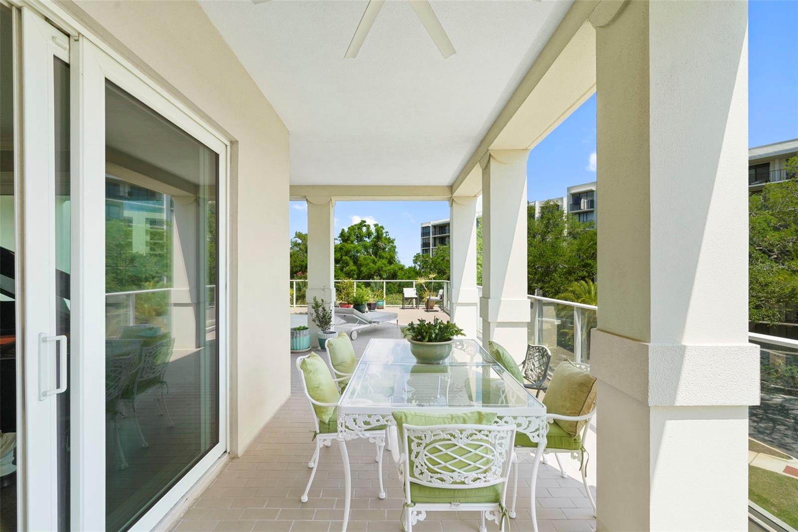 Image 34 of 46 For 8 Palm Terrace 201