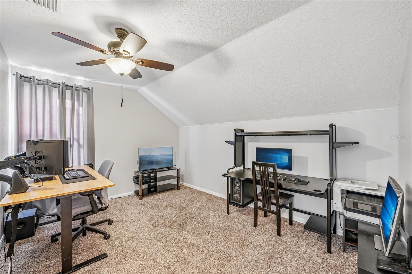 Image 20 of 26 For 24348 Summer Wind Court
