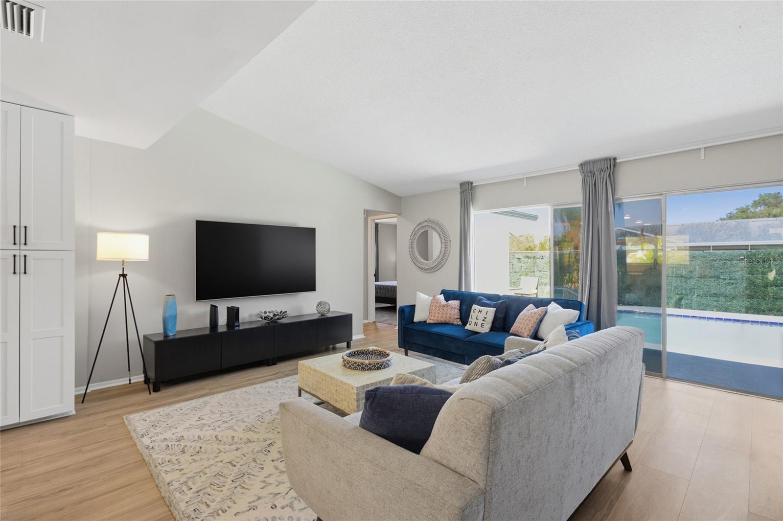 Image 10 of 34 For 12966 115th Street
