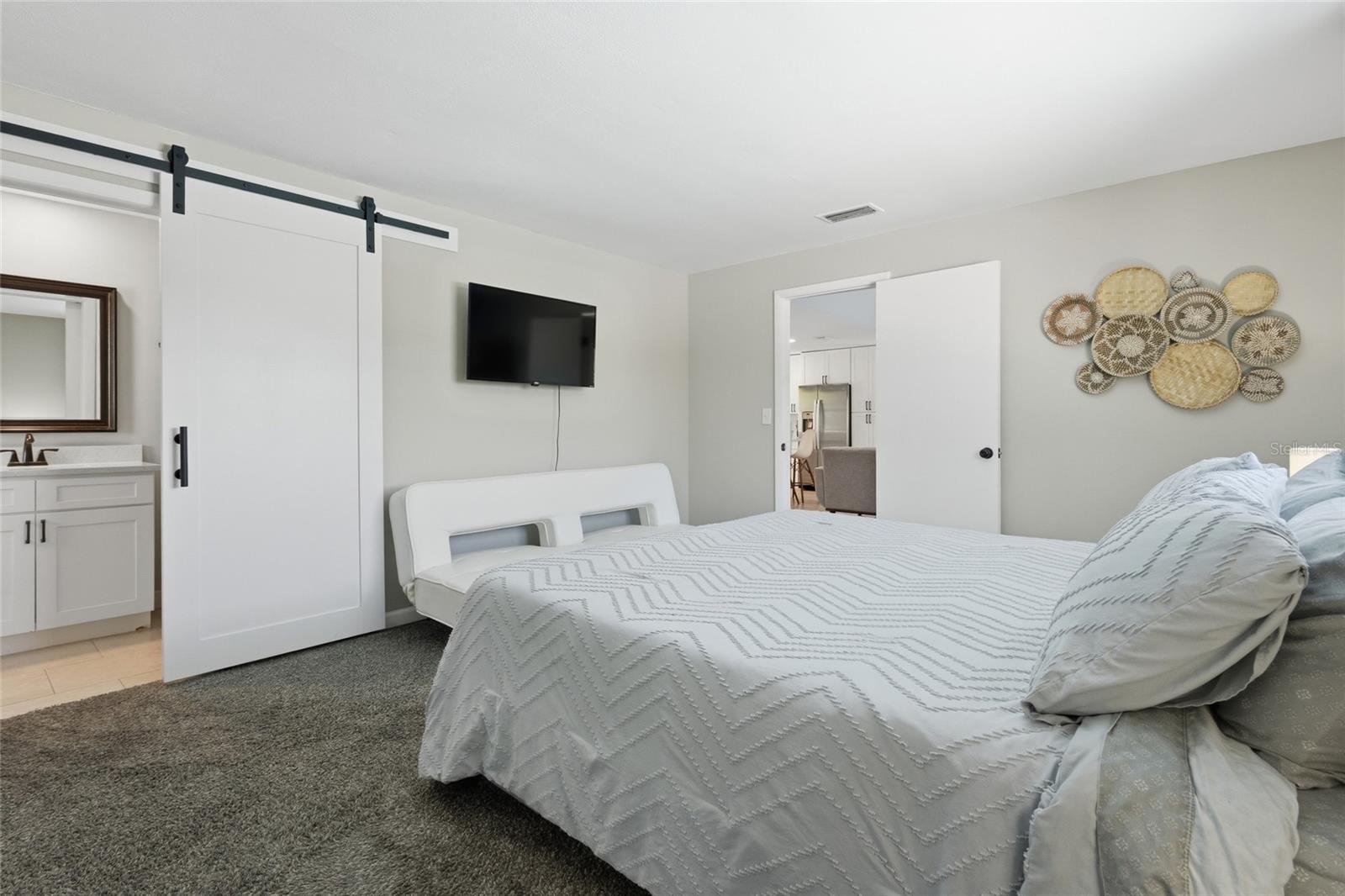 Image 18 of 34 For 12966 115th Street