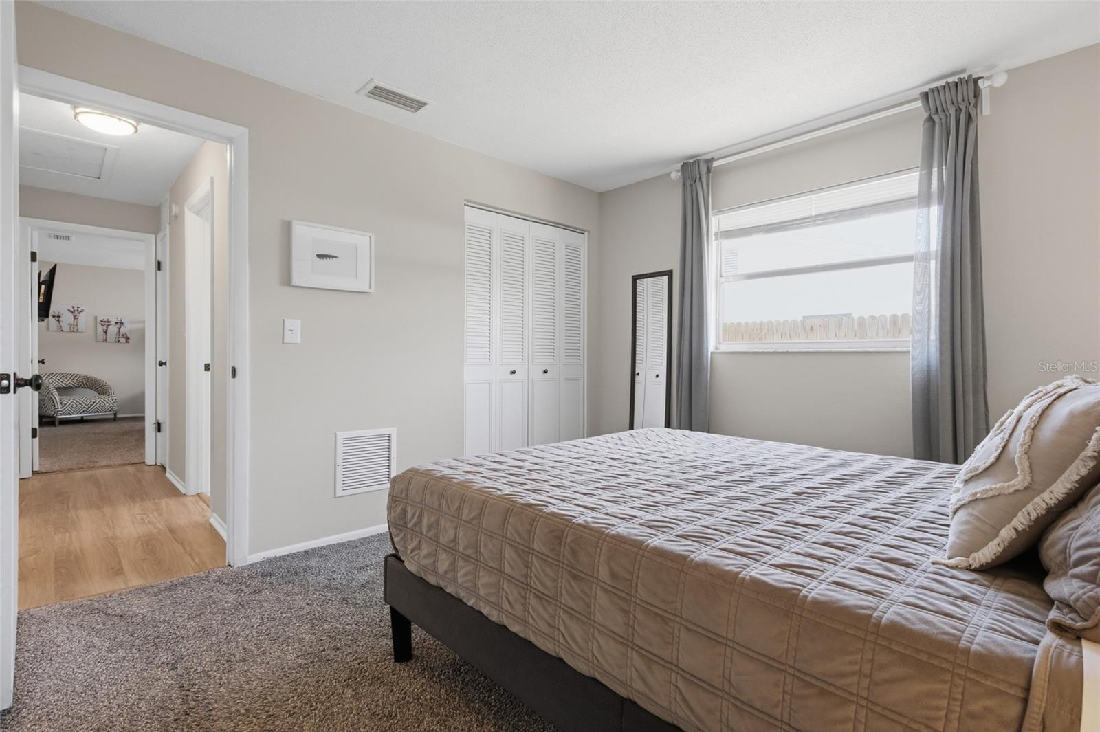 Image 23 of 34 For 12966 115th Street