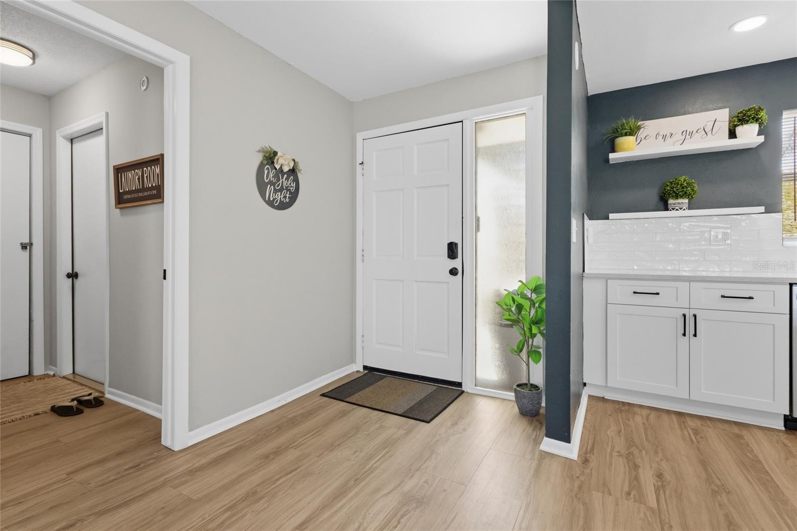Image 5 of 34 For 12966 115th Street