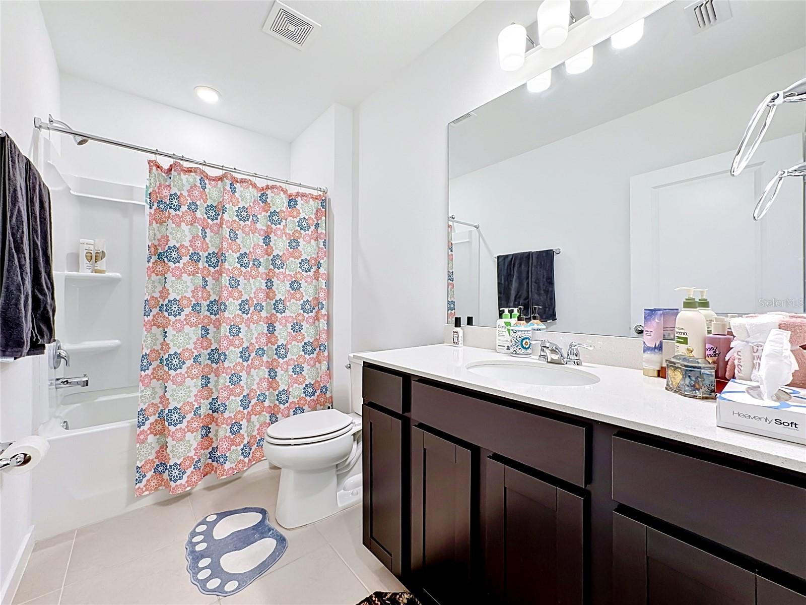 Image 21 of 40 For 6080 Jensen View Avenue