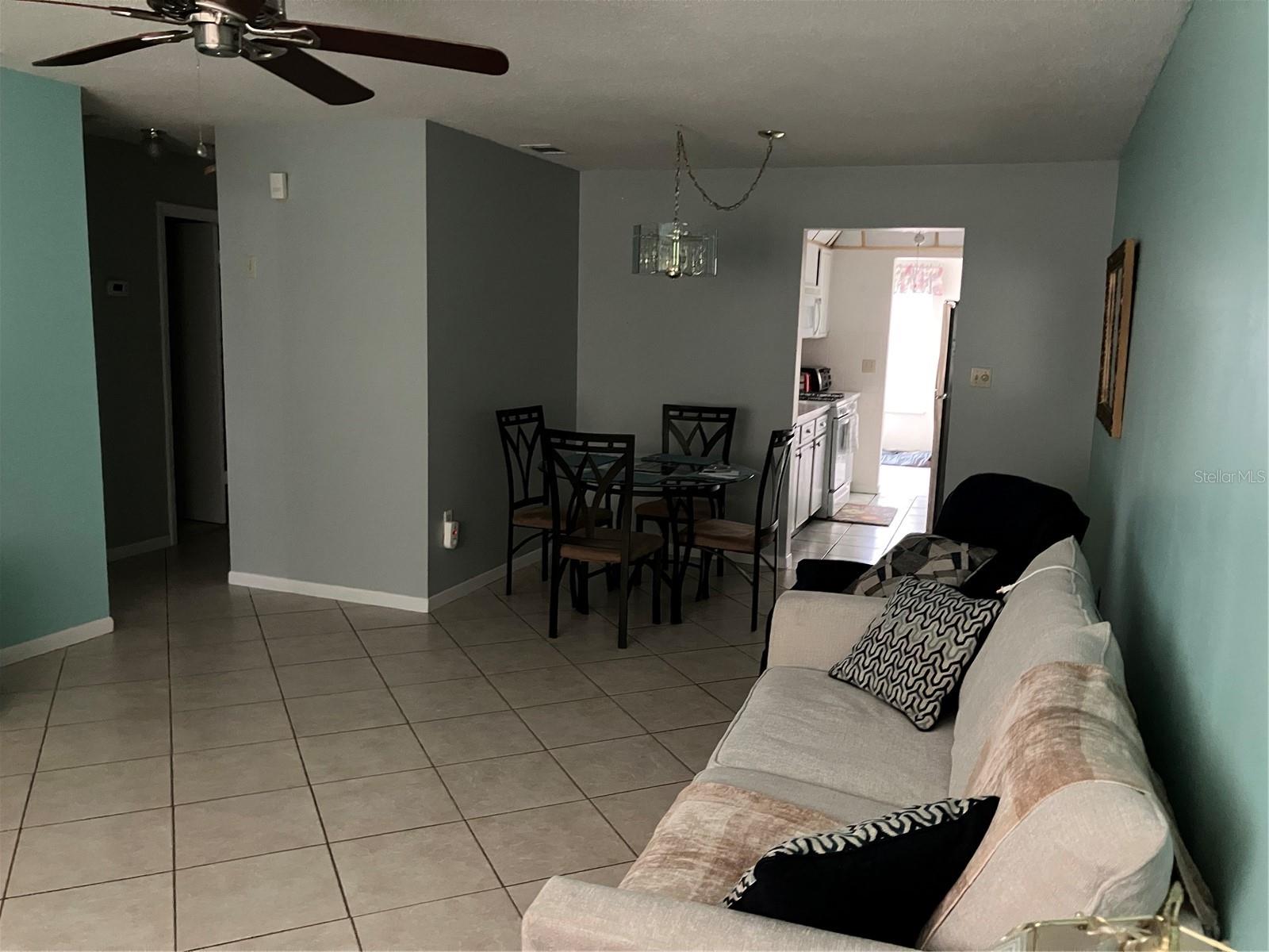 Image 5 of 20 For 5247 81st Street N 18