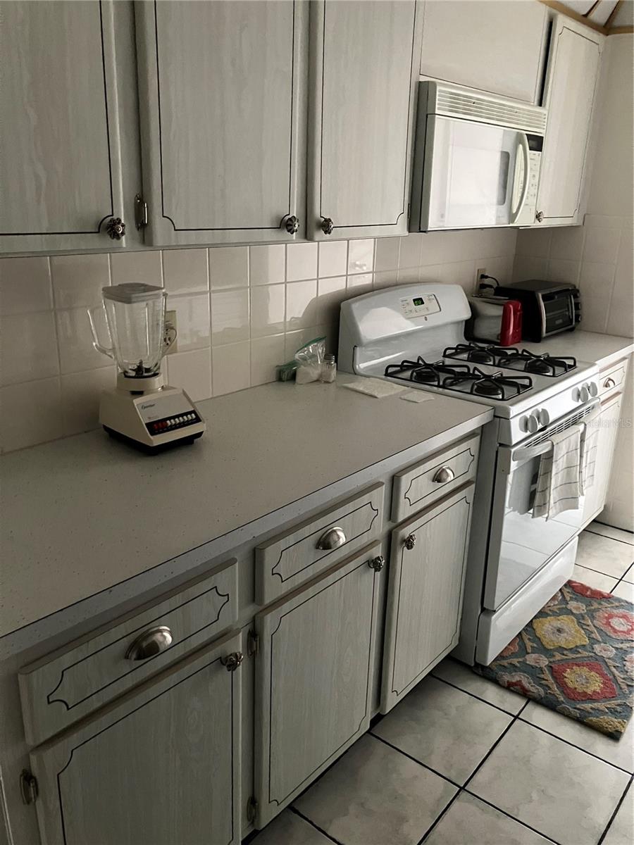 Image 6 of 20 For 5247 81st Street N 18