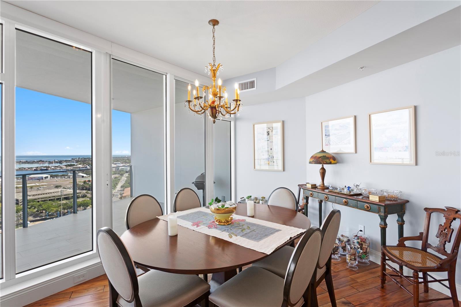 Image 11 of 63 For 175 1st Street S 2307