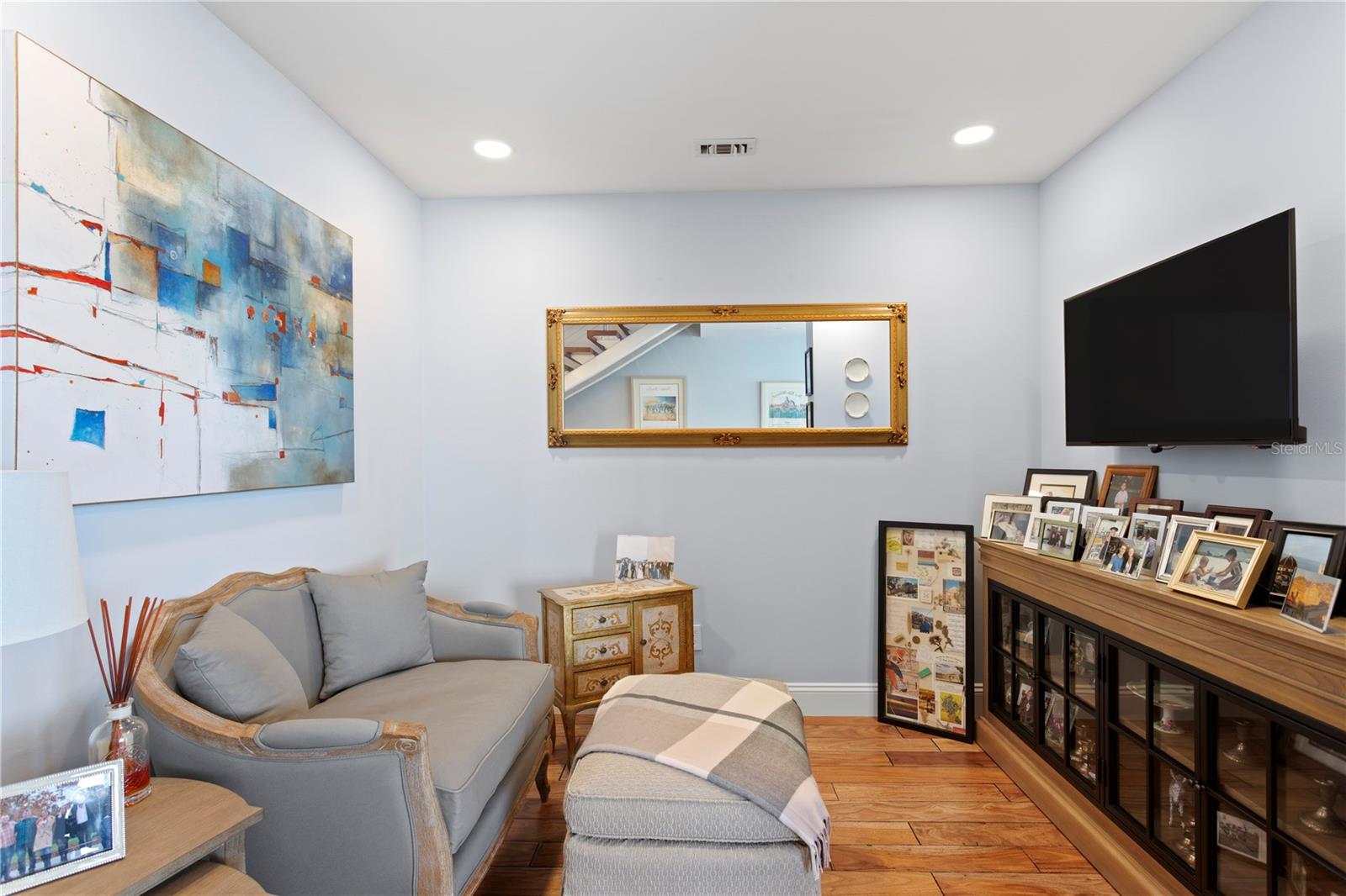Image 6 of 63 For 175 1st Street S 2307