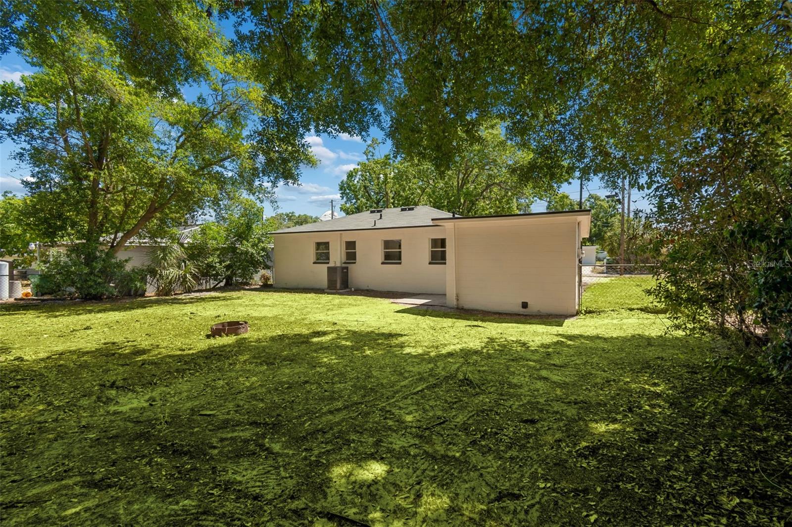 Image 32 of 40 For 11206 Arden Avenue