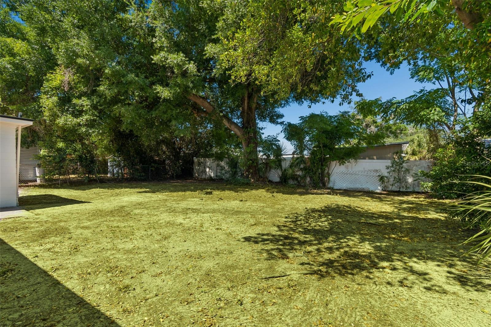 Image 35 of 40 For 11206 Arden Avenue