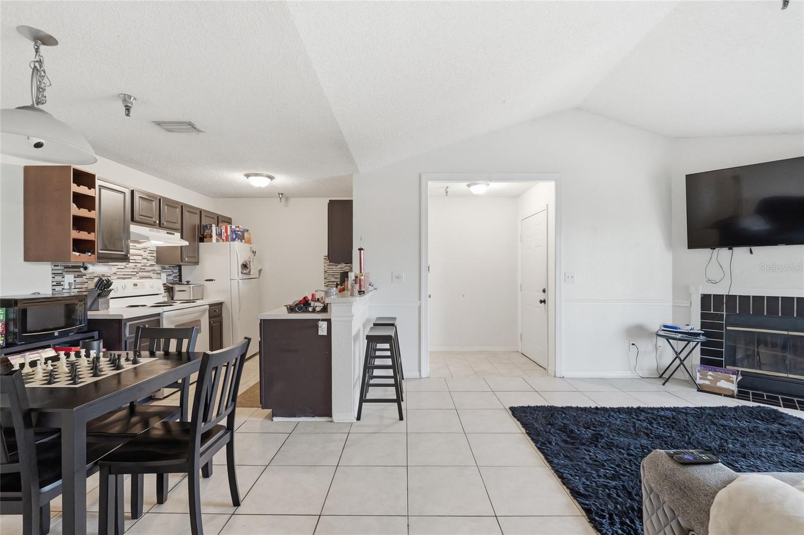 Image 7 of 33 For 10265 Gandy Boulevard N 1806