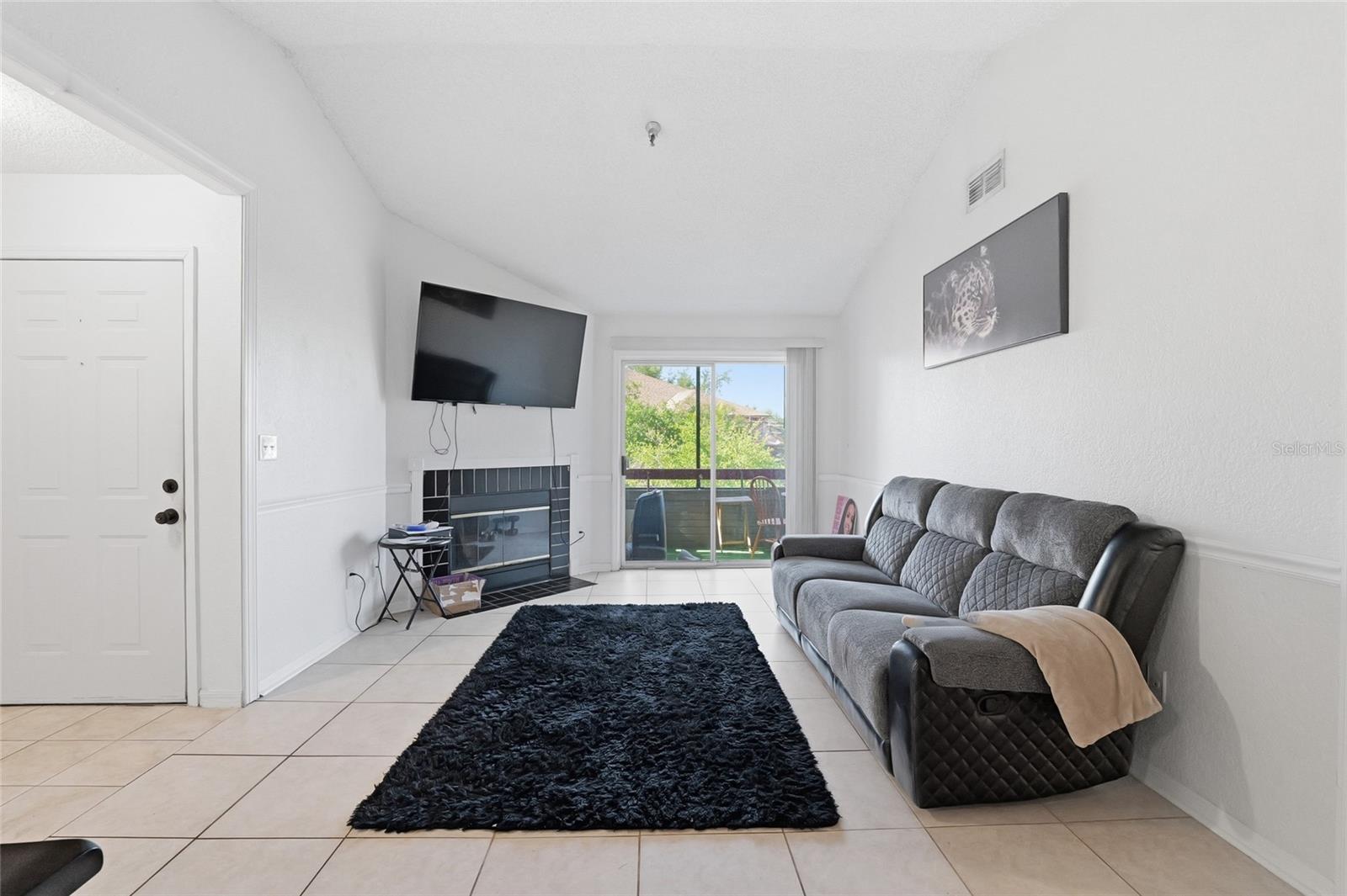 Image 9 of 33 For 10265 Gandy Boulevard N 1806