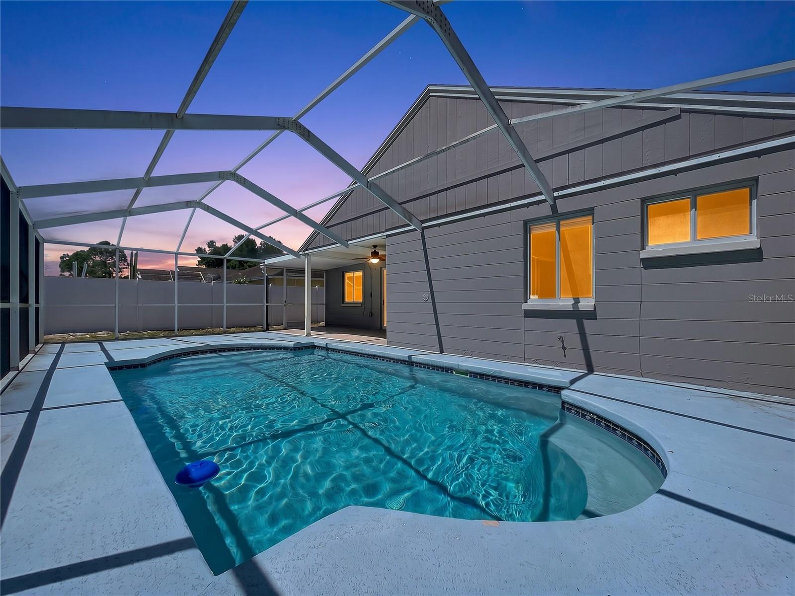 Image 38 of 48 For 11027 Streamside Drive