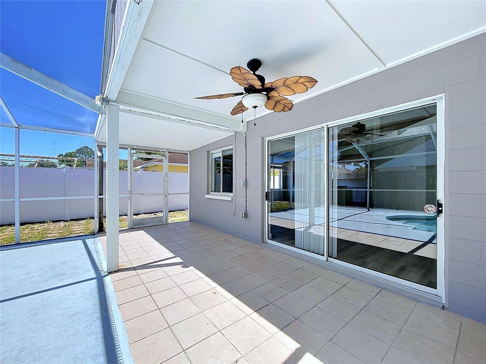 Image 39 of 48 For 11027 Streamside Drive