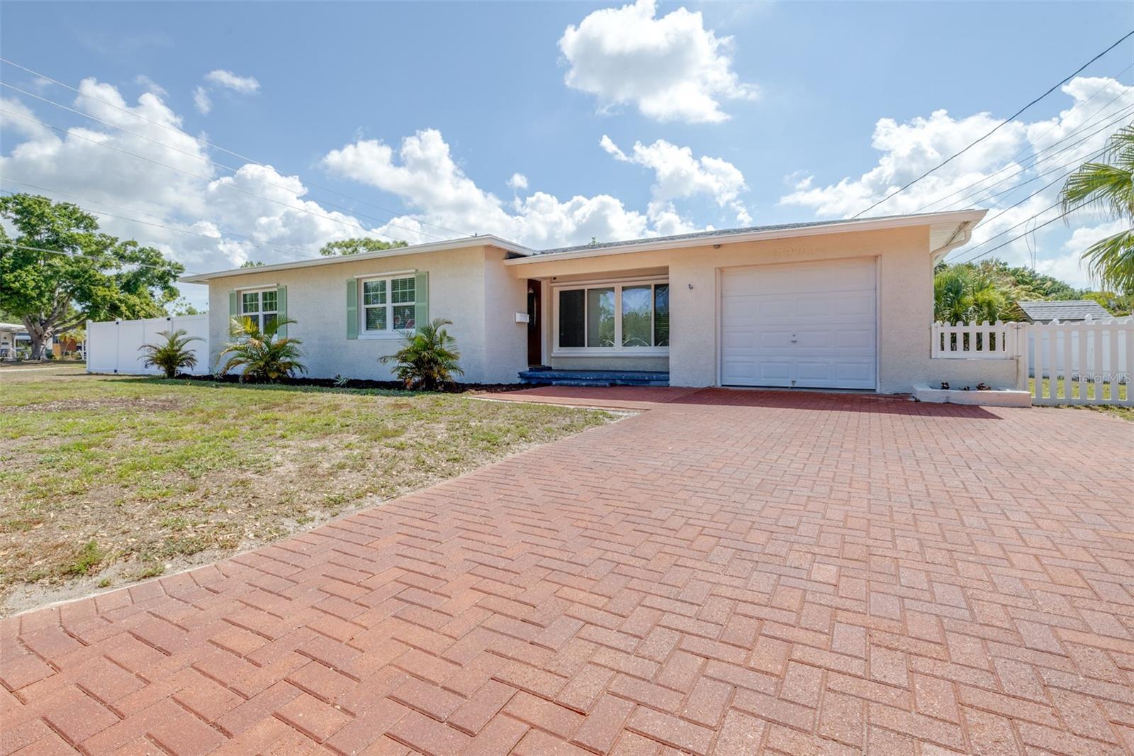 Details for 2991 38th Street N, ST PETERSBURG, FL 33713