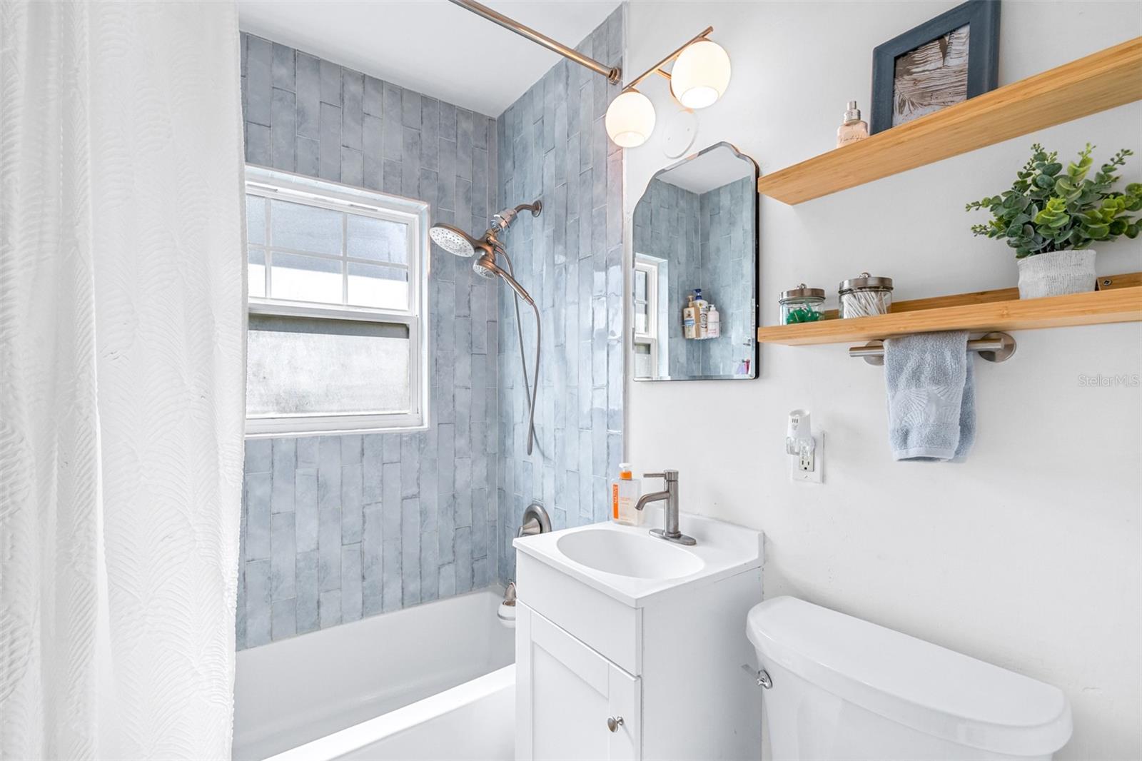 Image 22 of 43 For 2991 38th Street N