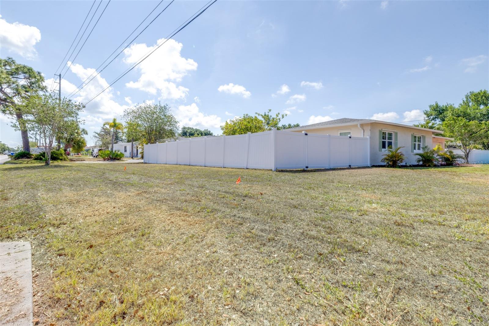 Image 3 of 43 For 2991 38th Street N