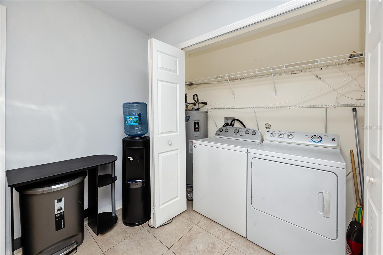 Image 6 of 45 For 2372 18th Avenue Sw