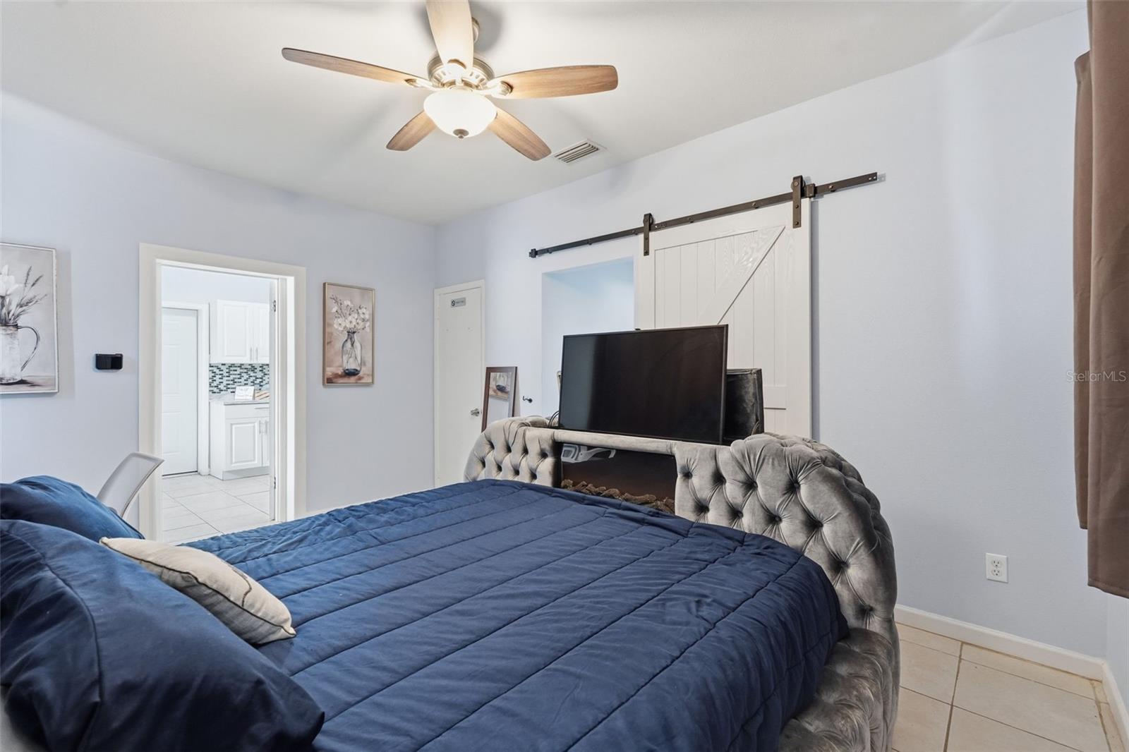 Image 13 of 57 For 10107 Aster Avenue