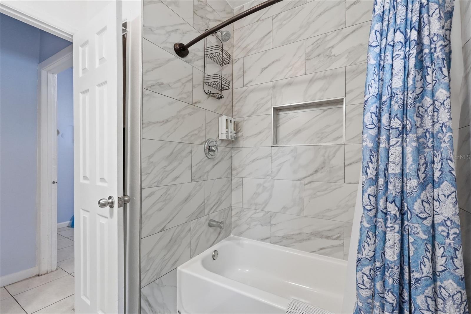 Image 16 of 57 For 10107 Aster Avenue